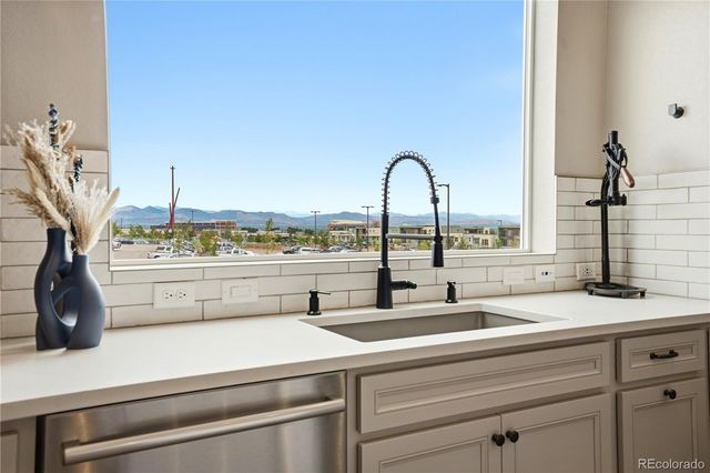 9007 Southurst Street, Highlands Ranch, CO 80129