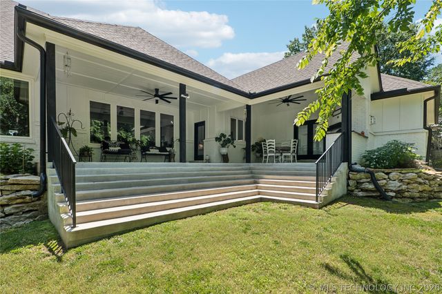 7604 S 6th Street, Broken Arrow, OK 74011