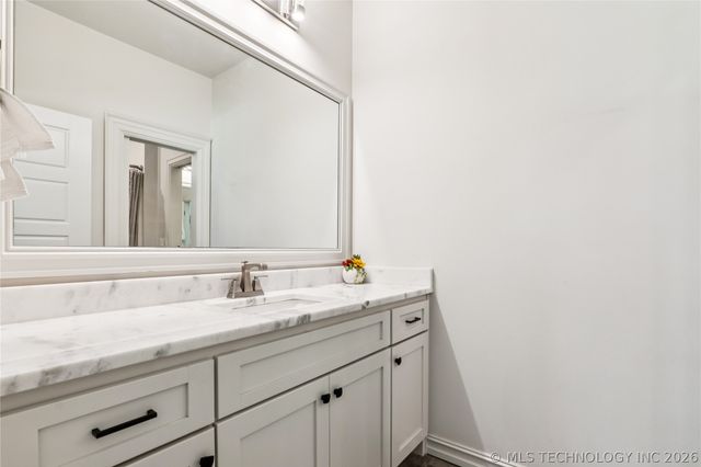 7604 S 6th Street, Broken Arrow, OK 74011