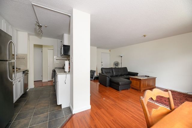 45 Trowbridge Street 4C, Cambridge, MA 02139