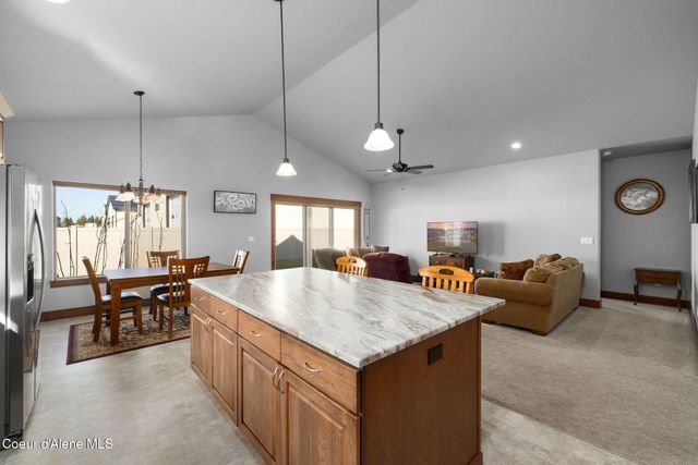 1269 W TAMARINDO LN, Hayden, ID 83835