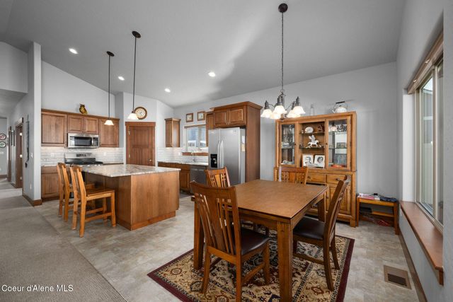 1269 W TAMARINDO LN, Hayden, ID 83835