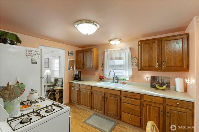 1107 Adele Street, Sumner, WA 98390