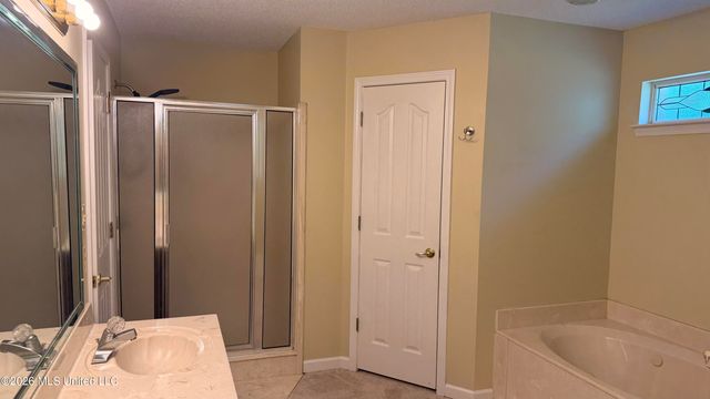 2345 Greencliff Drive, Southaven, MS 38672