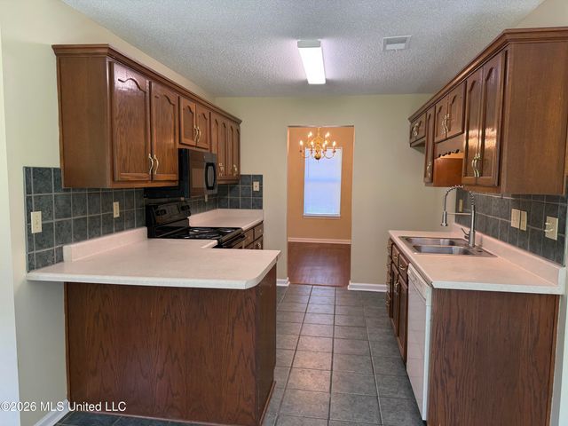 2345 Greencliff Drive, Southaven, MS 38672