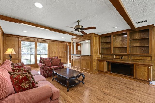 5522 Woodville Lane, Spring, TX 77379