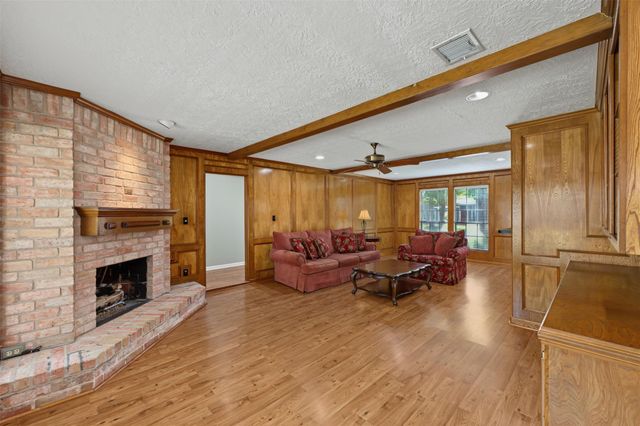 5522 Woodville Lane, Spring, TX 77379