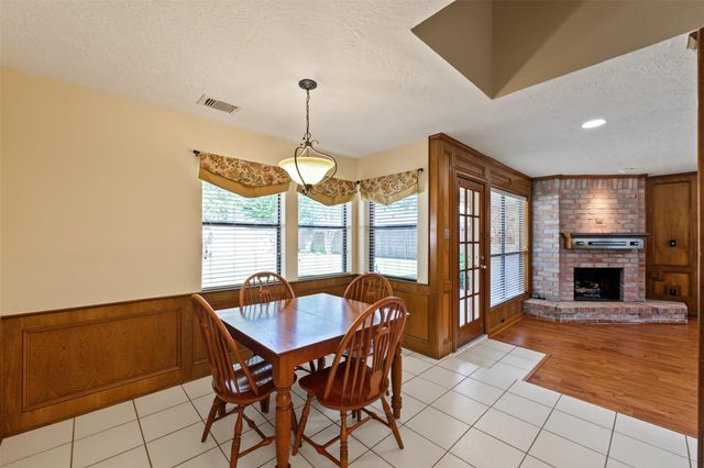 5522 Woodville Lane, Spring, TX 77379
