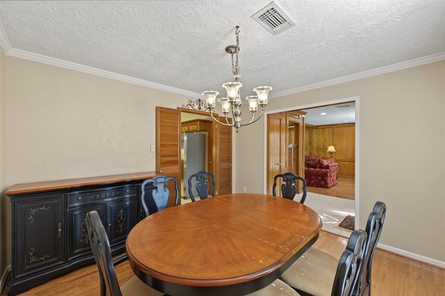 5522 Woodville Lane, Spring, TX 77379