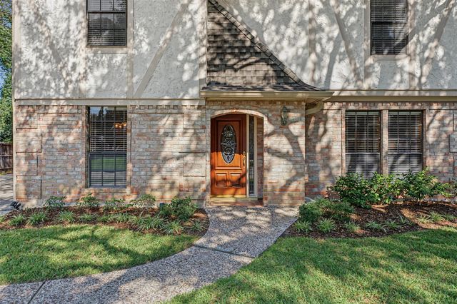 5522 Woodville Lane, Spring, TX 77379