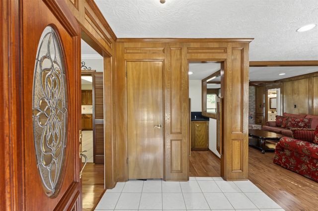 5522 Woodville Lane, Spring, TX 77379