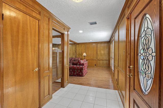 5522 Woodville Lane, Spring, TX 77379