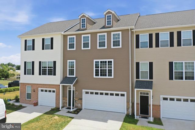126 BROCKHAM CT, Winchester, VA 22602