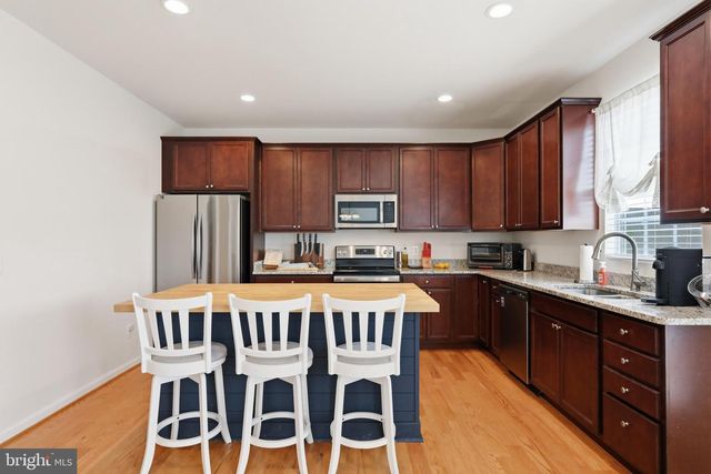 126 BROCKHAM CT, Winchester, VA 22602