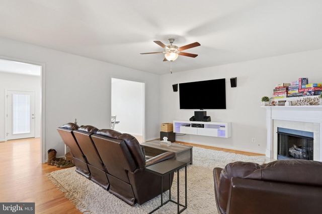 126 BROCKHAM CT, Winchester, VA 22602