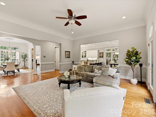 14812 Jockeys Ridge Drive, Charlotte, NC 28277
