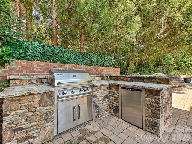 14812 Jockeys Ridge Drive, Charlotte, NC 28277