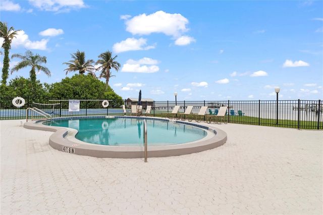 2408 89TH STREET NW, Bradenton, FL 34209
