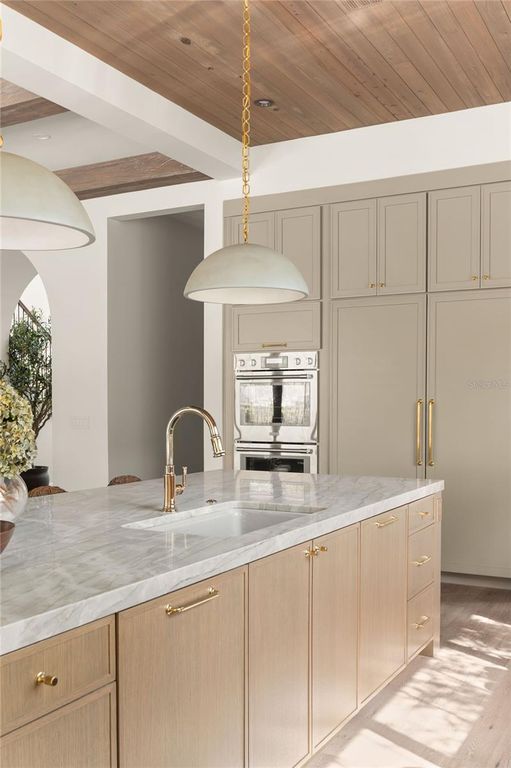 Image 22 of property listing at 1208 NOTTINGHAM STREET, Orlando, FL 32803