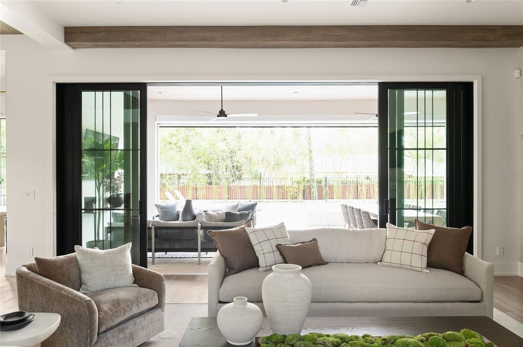 Image 27 of property listing at 1208 NOTTINGHAM STREET, Orlando, FL 32803