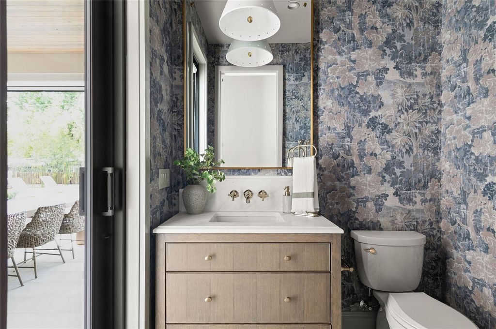 Image 47 of property listing at 1208 NOTTINGHAM STREET, Orlando, FL 32803