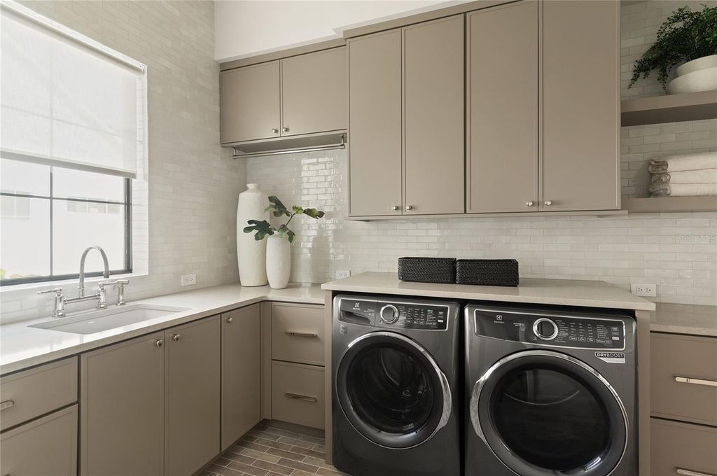 Image 66 of property listing at 1208 NOTTINGHAM STREET, Orlando, FL 32803