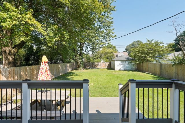 3225 Jefferson Street, Paducah, KY 42001