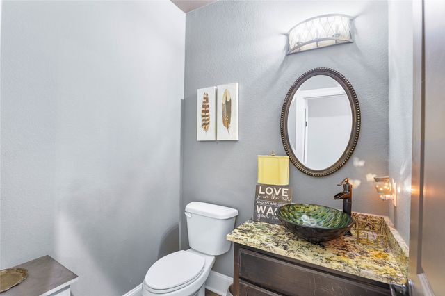 20042 E FM 1716, Tatum, TX 75691