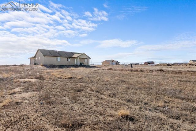 1905 E Tioga Lane, Pueblo West, CO 81007