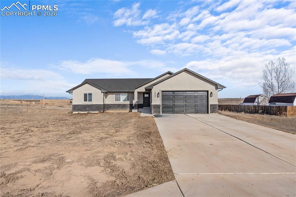 1905 E Tioga Lane, Pueblo West, CO 81007