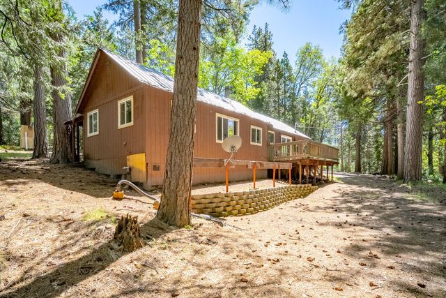 6420 Starkes Grade Rd, Pollock Pines, CA 95726