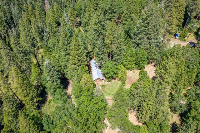 6420 Starkes Grade Rd, Pollock Pines, CA 95726