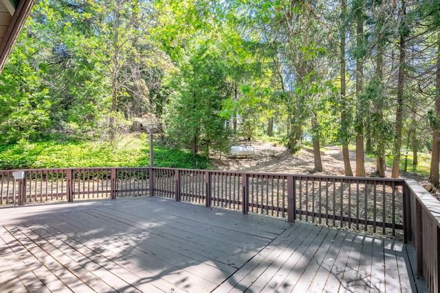 6420 Starkes Grade Rd, Pollock Pines, CA 95726