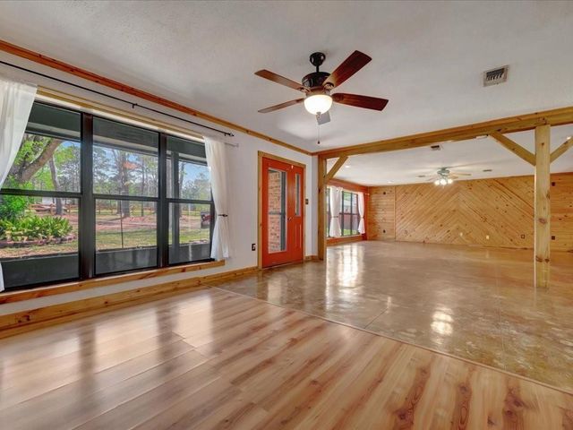 4636 Southwood Drive, Lufkin, TX 75904