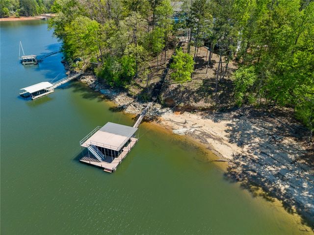 384 Lakemont Drive, Westminster, SC 29693