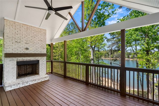 384 Lakemont Drive, Westminster, SC 29693