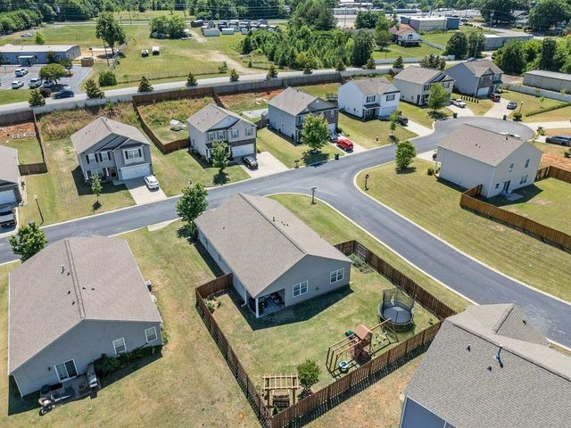 320 New Springs Lane, Boiling Springs, SC 29316