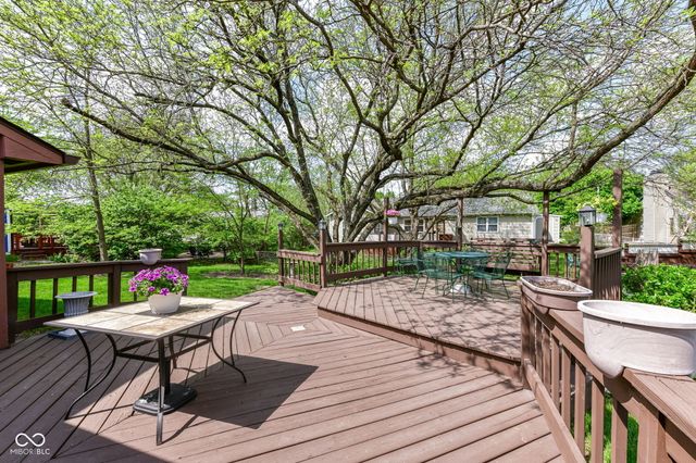 7812 Hampton Place, Fishers, IN 46038