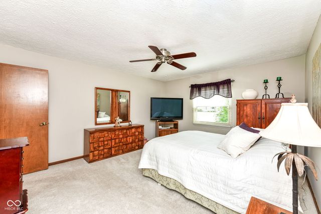 7812 Hampton Place, Fishers, IN 46038