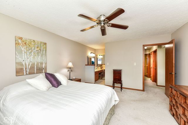7812 Hampton Place, Fishers, IN 46038
