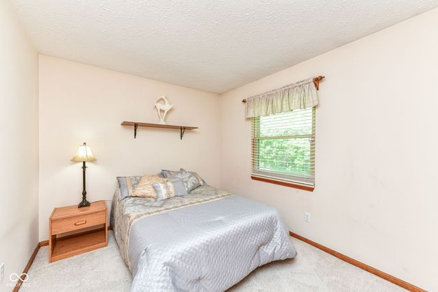 7812 Hampton Place, Fishers, IN 46038
