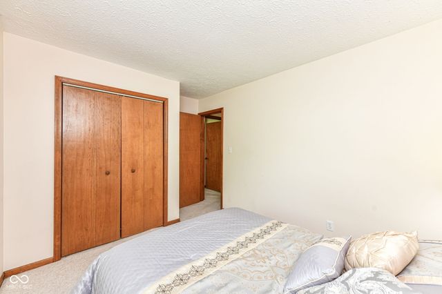 7812 Hampton Place, Fishers, IN 46038