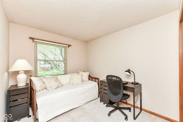7812 Hampton Place, Fishers, IN 46038