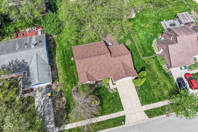 7812 Hampton Place, Fishers, IN 46038