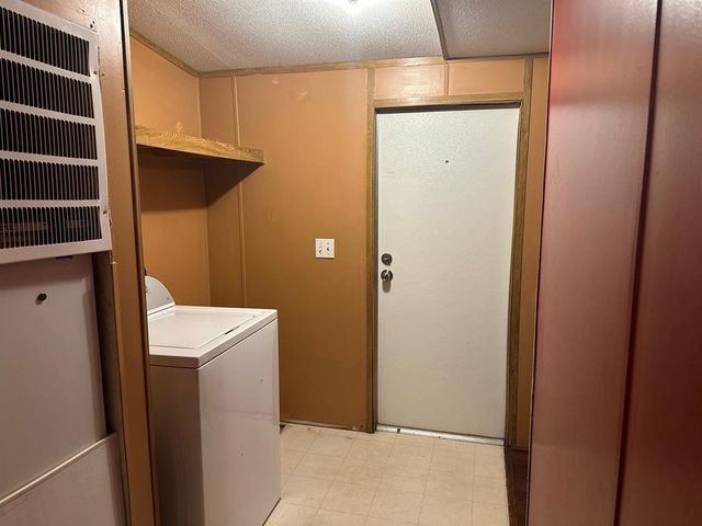 1719 Watterson RD, Red Rock, TX 78662