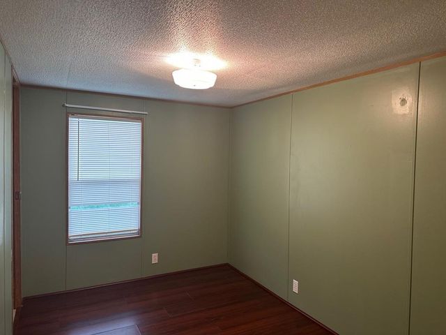 1719 Watterson RD, Red Rock, TX 78662