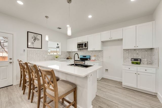 713 Exeter Street, Fort Worth, TX 76104