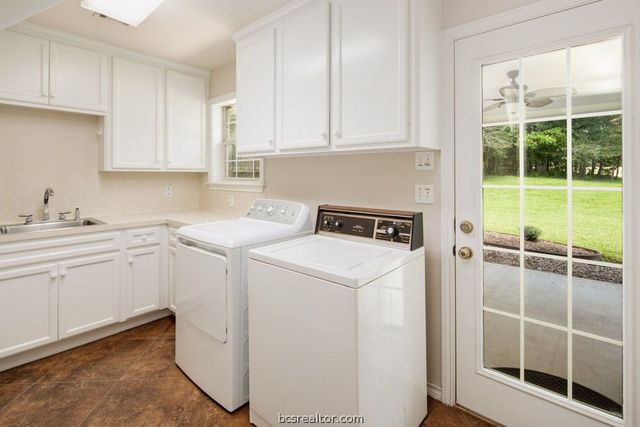 7710 Elmo Weedon Road, Bryan, TX 77808