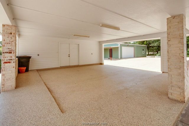 7710 Elmo Weedon Road, Bryan, TX 77808