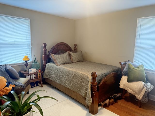 16 Concord Dr, Clarksville, TN 37042